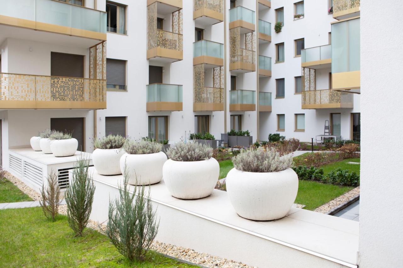 Budapest Magic Garden In Downtown Exterior foto